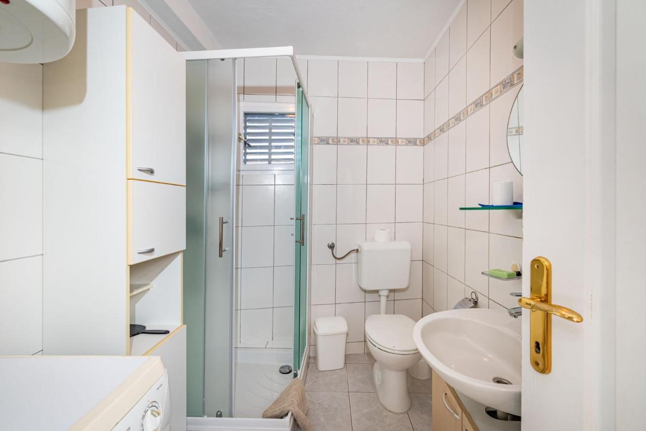 Ferienhaus Kuca Marija - Traditionelles Steinhaus Bei Zadar Debeljak Luaran gambar