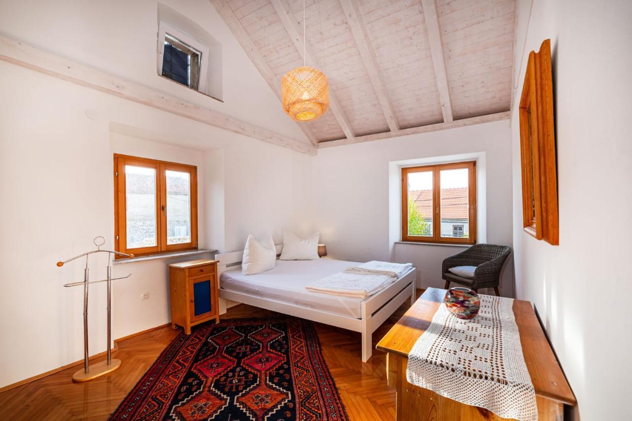 Ferienhaus Kuca Marija - Traditionelles Steinhaus Bei Zadar Debeljak Luaran gambar